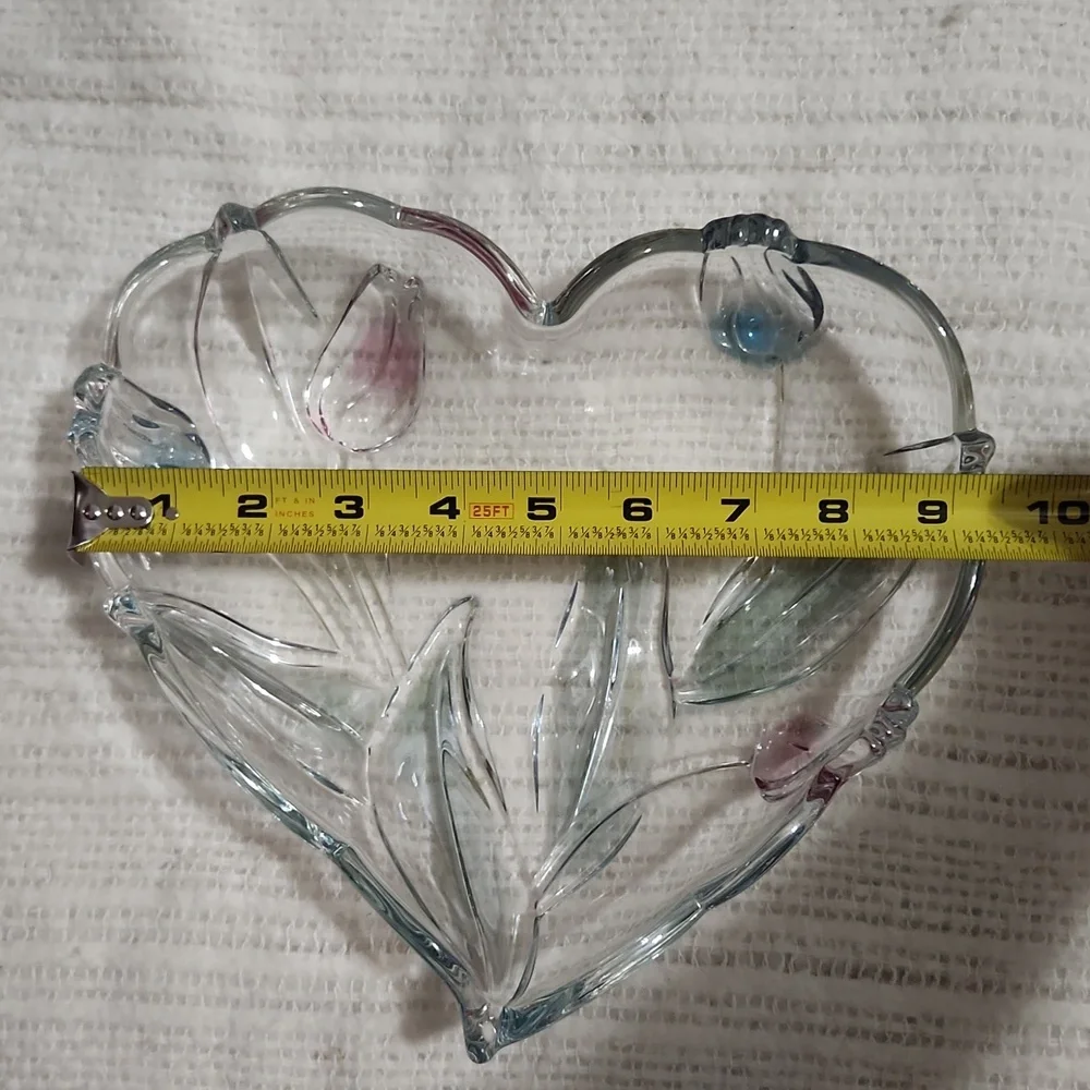 Mikasa Heart Shaped Bowl With Tulips - Picture 3 of 6